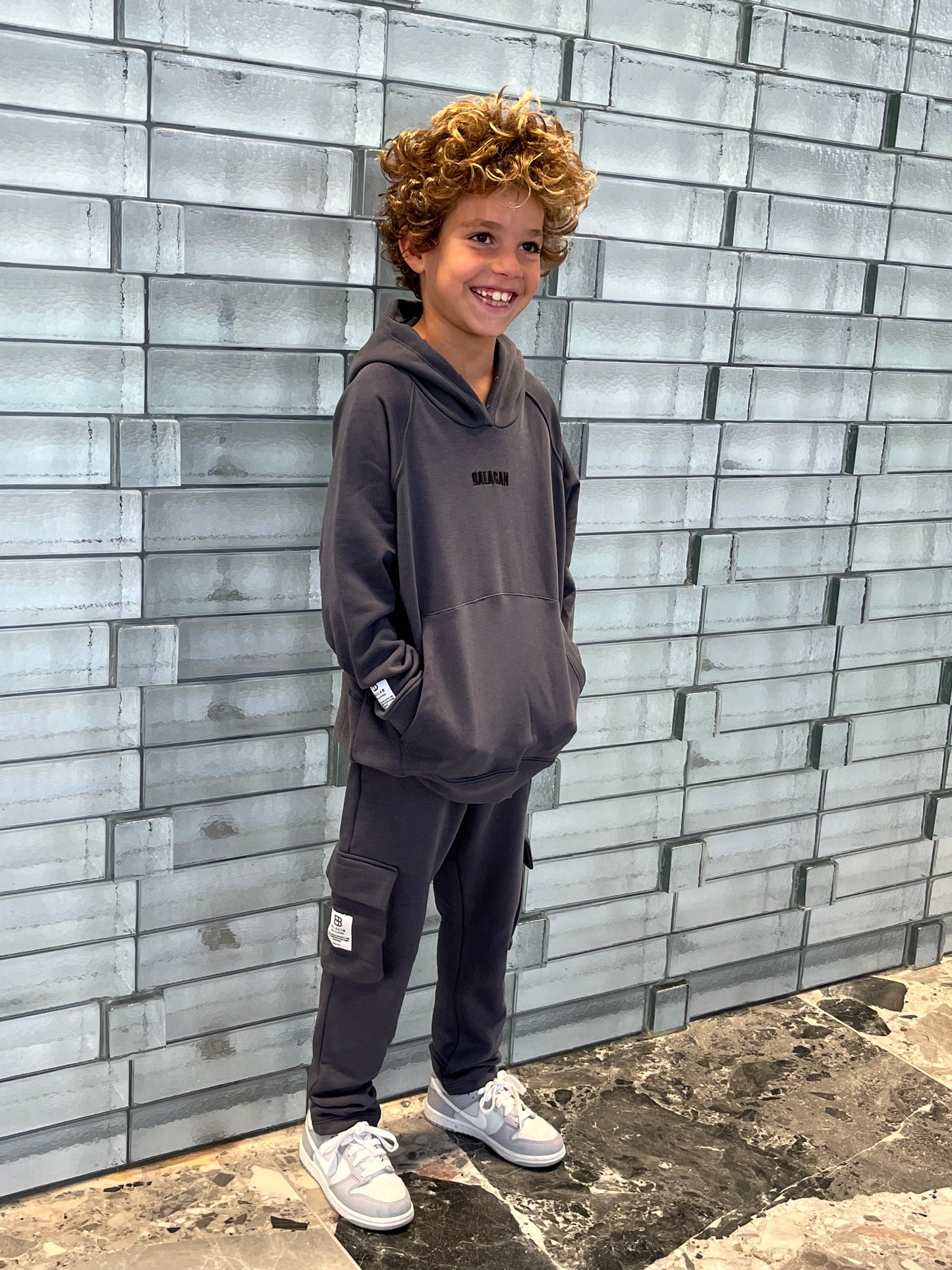 Cargo Grey Logo